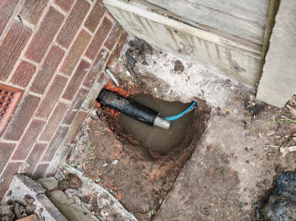 Underground water pipe replacement